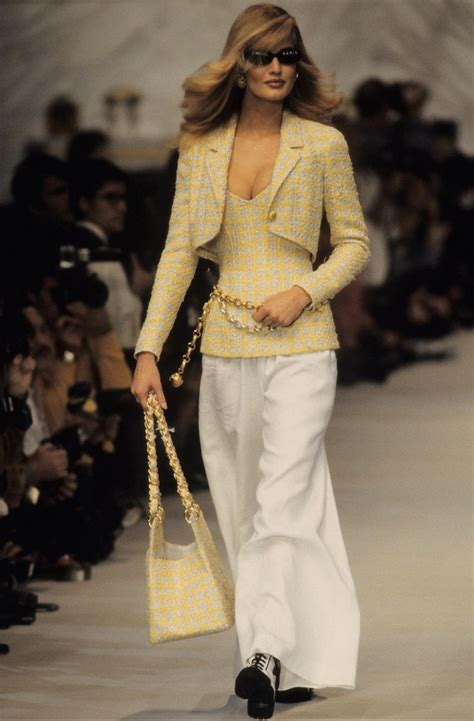 catalogo chanel 1993 lagerfeld|Chanel spring 1993.